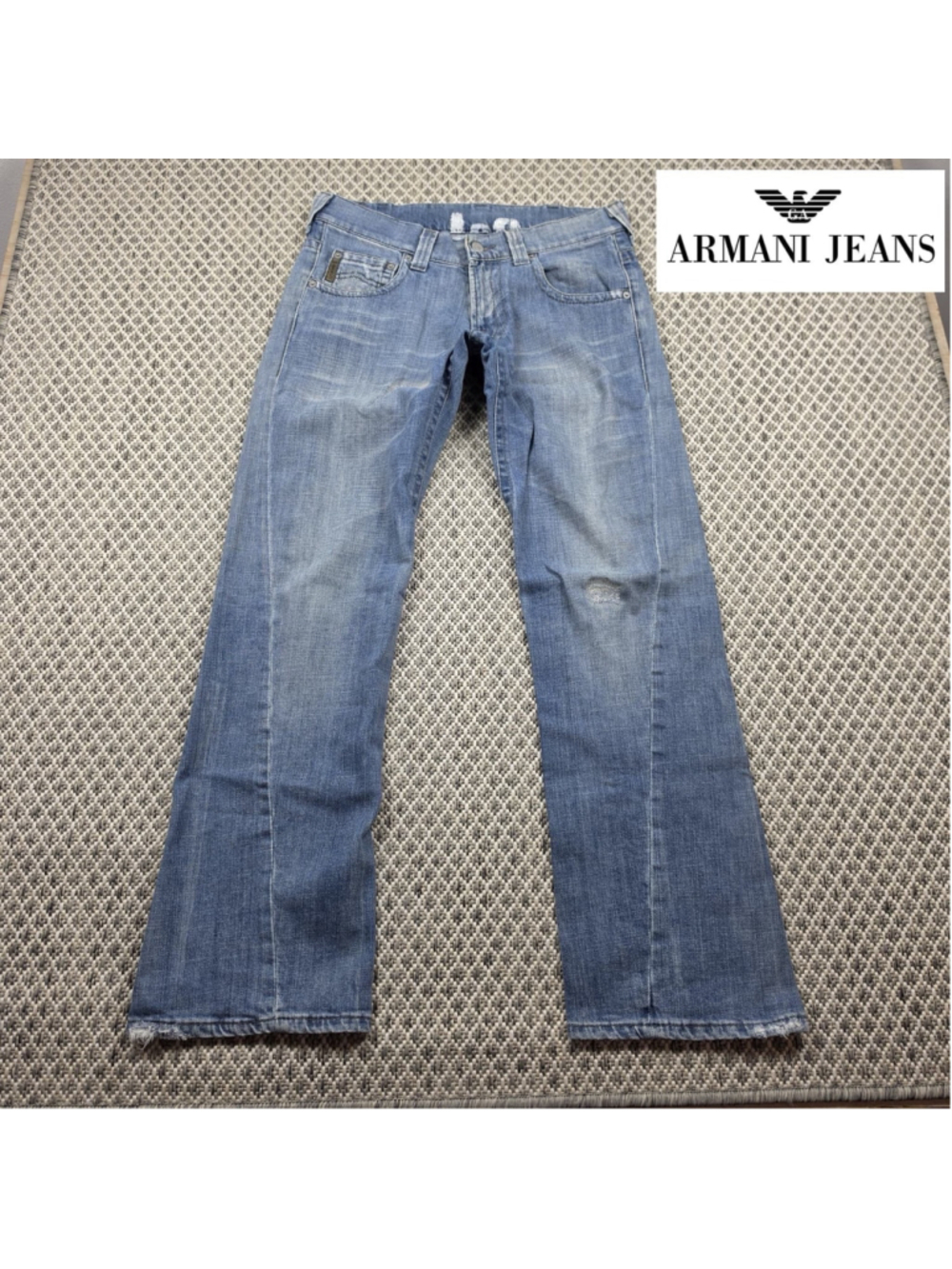 Armani Jeans Women’s Comfort Fit Bootcut Distressed Blue Jeans Size 30 Italy